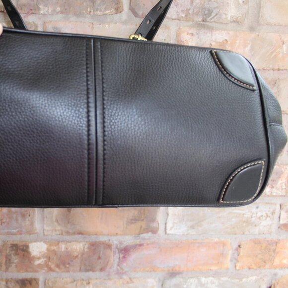 Cole Haan Pebbled Leather Large Bag Black w/Brushed Gold Hardware Lots of ROOM! - Picture 3 of 16